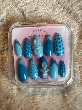 Handmade Blue Press-On Nails with Polka Dot and 3D Flower Accents